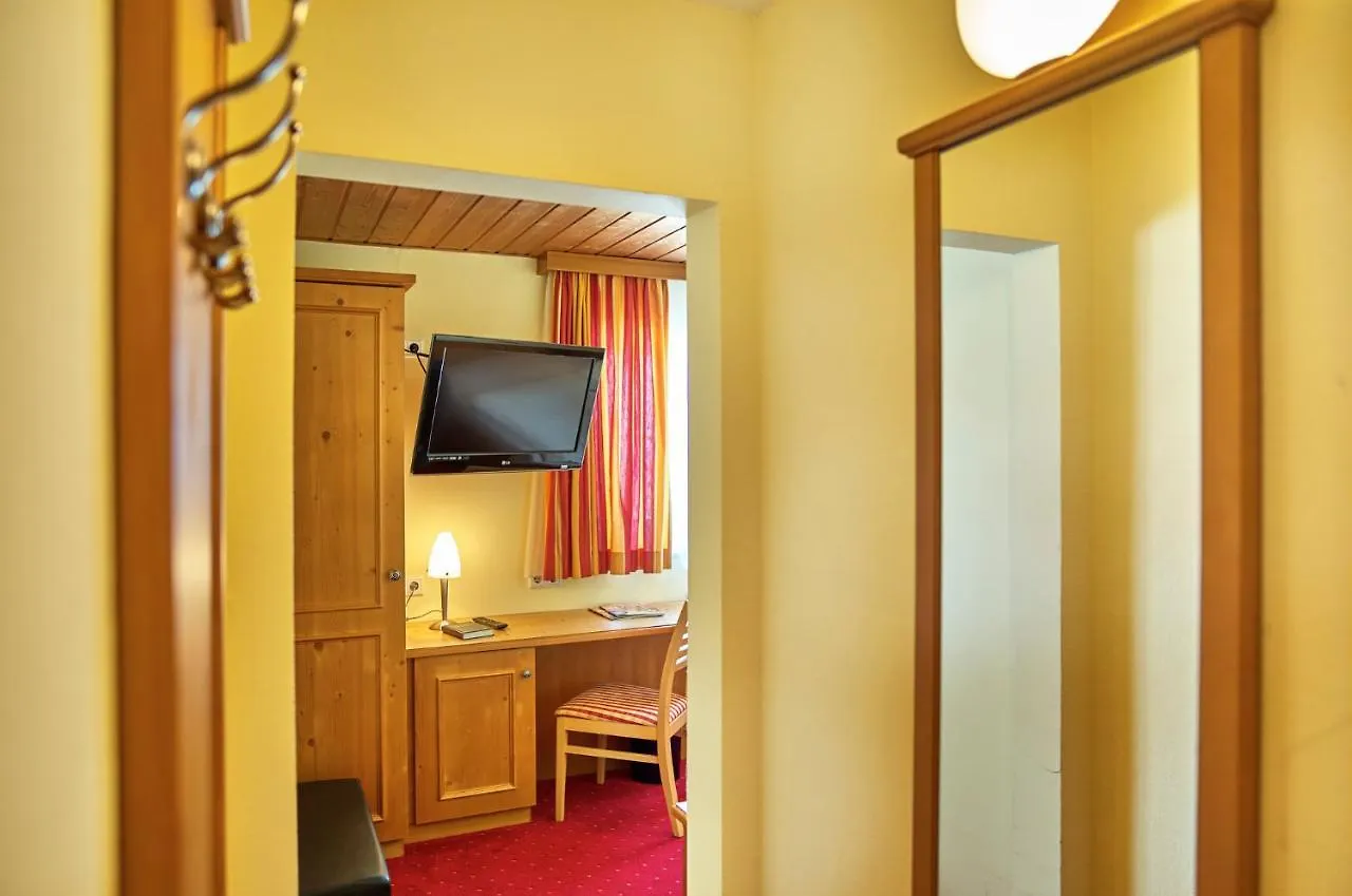 Zum Blauen Hecht Hotel Kipfenberg Guest house